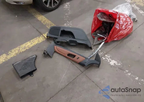 1997 Ford F-350 Xl z USA, uszkodzony, nr VIN 1FTJW36F6VEB22758